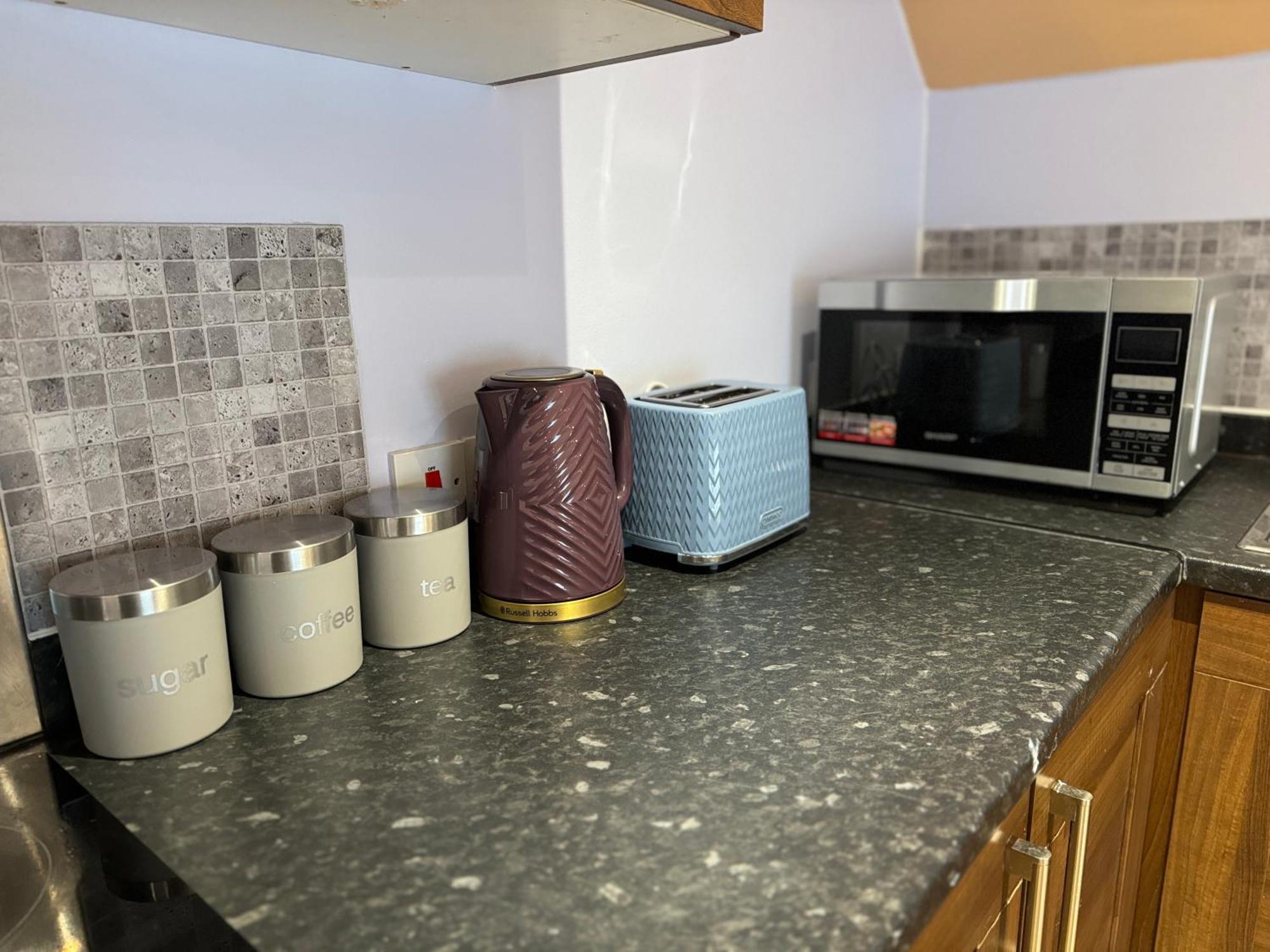 Group Bookings: Up To 30 Guests Across 5 Spacious Flats! Keyless Access Free Wifi & Parking Birmingham Bagian luar foto